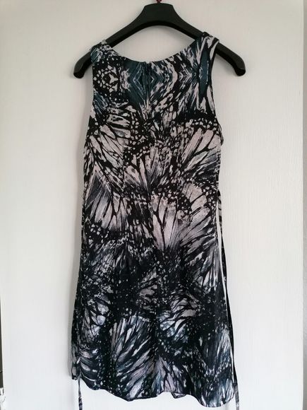 Dorothy Perkins Top Grey White Beading Round Neck Pretty - Picture 3 of 8